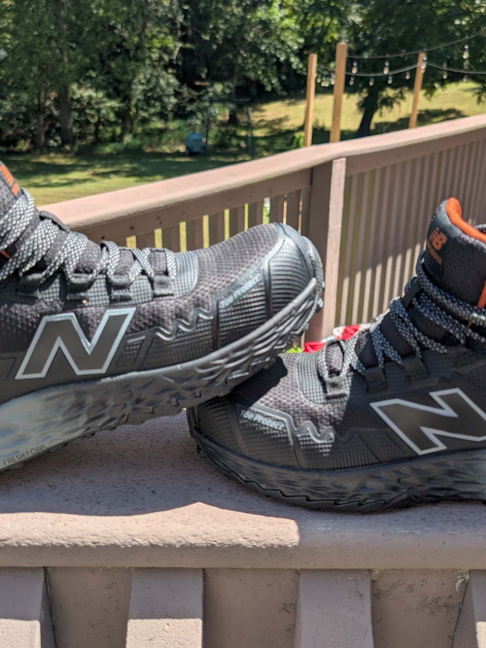 Men's New Balance Work & Safety Cremorne Fresh Foam Mid - Composite Toe Comfy - Picture 3 of 9